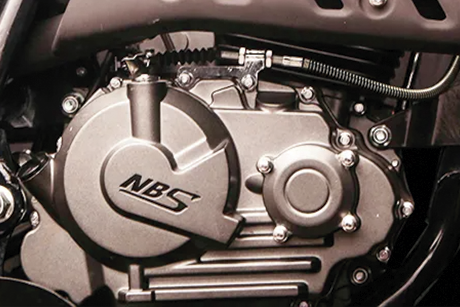 Одноцилиндровый 2-клапанный двигатель NBS250 с воздушным охлаждением